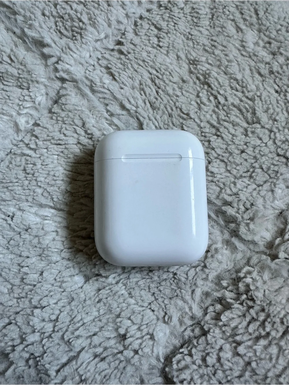 Apple | AirPods 2 Both Airpods and Case